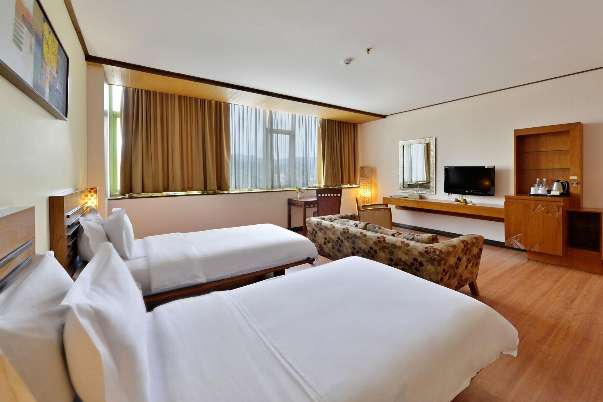 Banana Inn By Kagum Hotels Bandung Ngoại thất bức ảnh