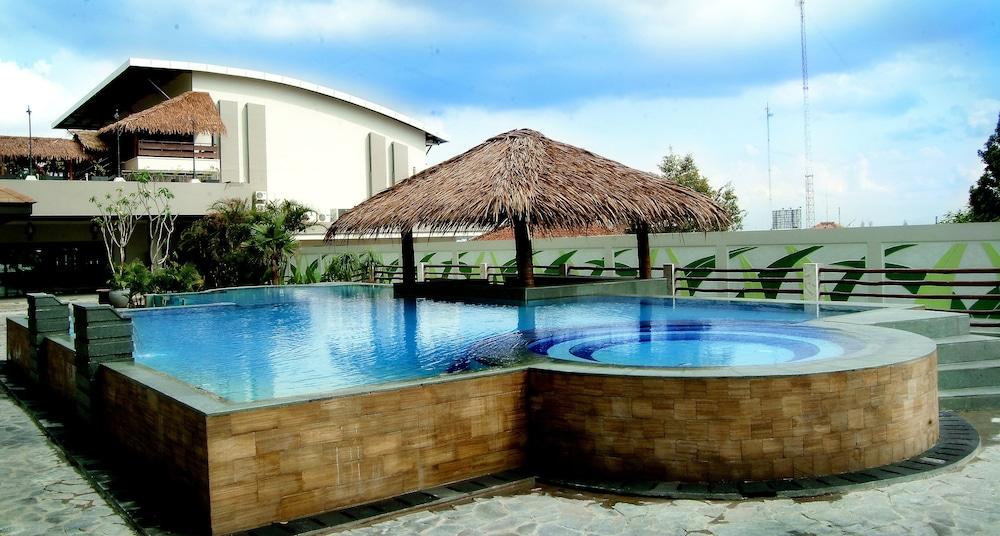 Banana Inn By Kagum Hotels Bandung Ngoại thất bức ảnh